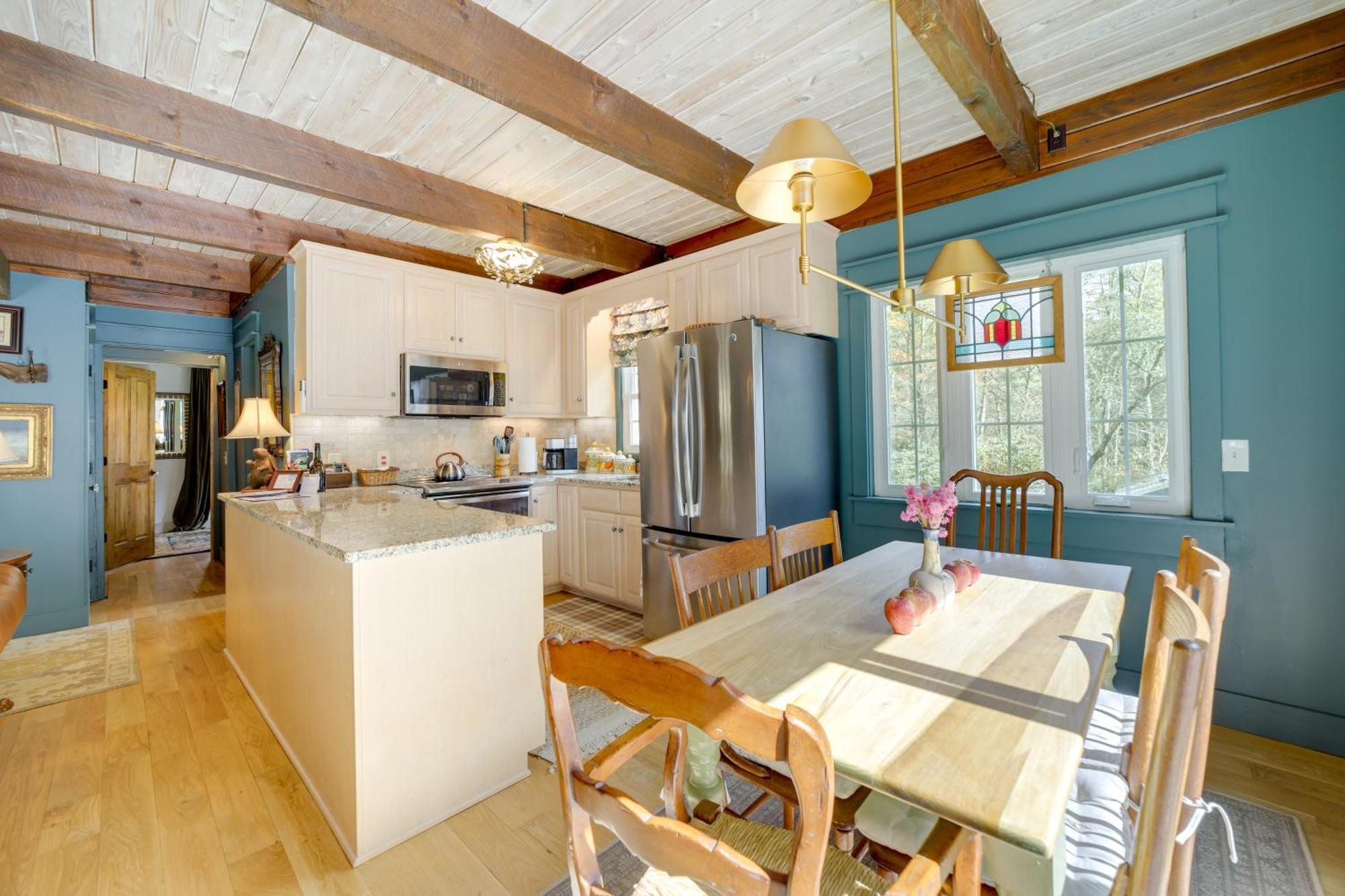 Enchanting Highlands Cottage With Pond And Falls! Extérieur photo