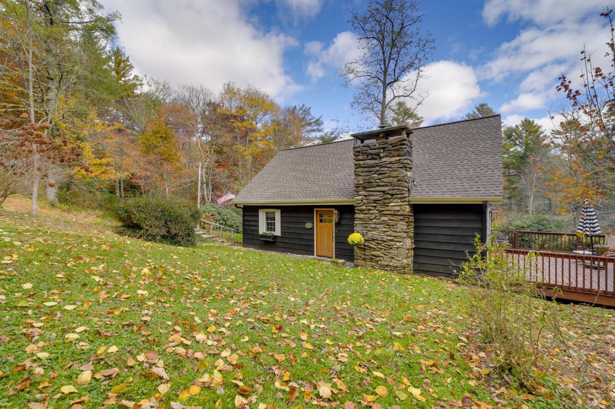 Enchanting Highlands Cottage With Pond And Falls! Extérieur photo